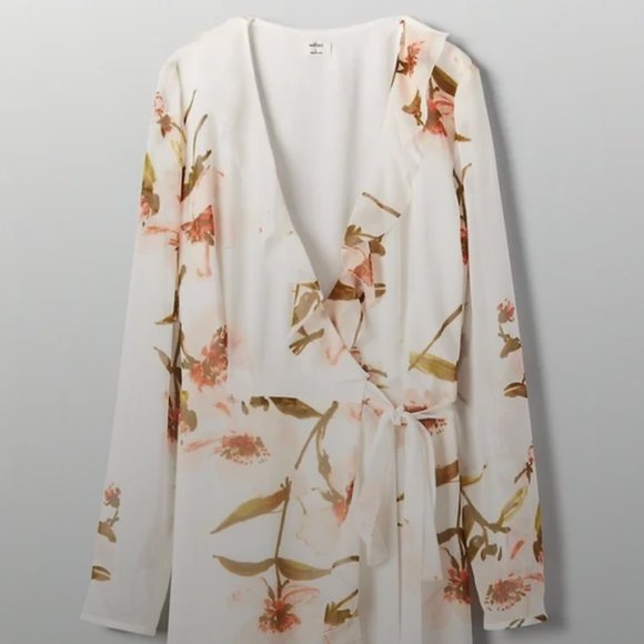 Aritzia Wilfred Louise Wrap Dress - Picture 6 of 8